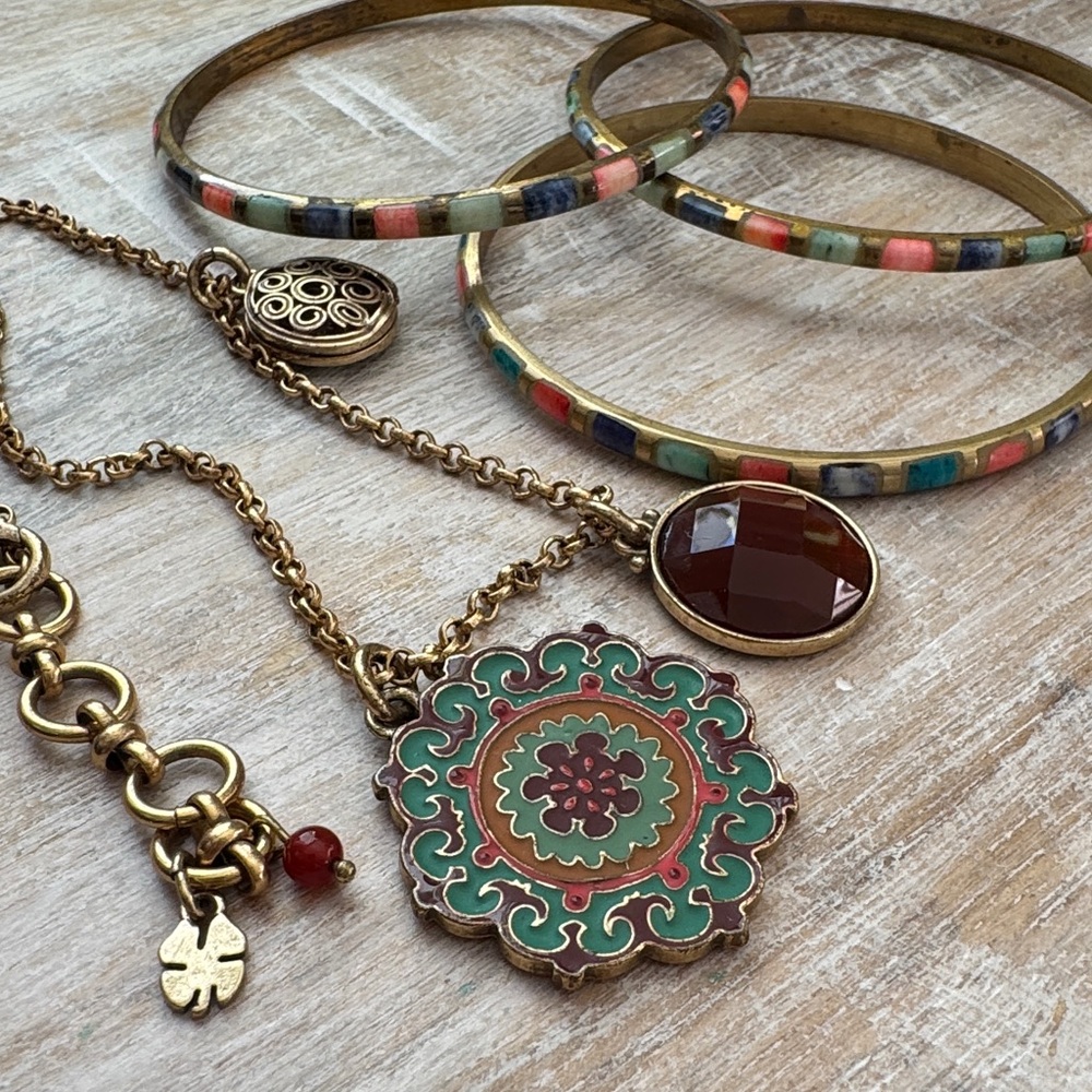 Gold and Multicolor Pendant Necklace and Bangle Set